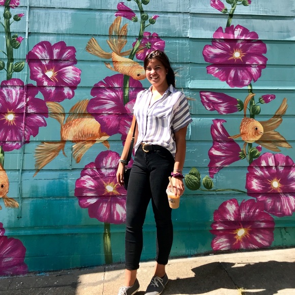 Poshmark profile picture for @shackles